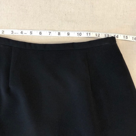 🌼2 for $30🌼 Michele Classic Vintage Black Skirt- Side Slit 8 - Picture 8 of 8